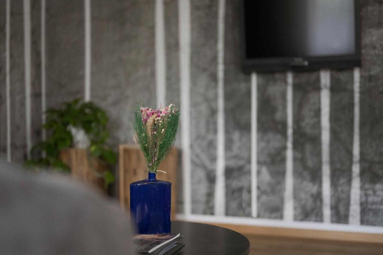 Mair Appartements In Schenna Bagian luar foto