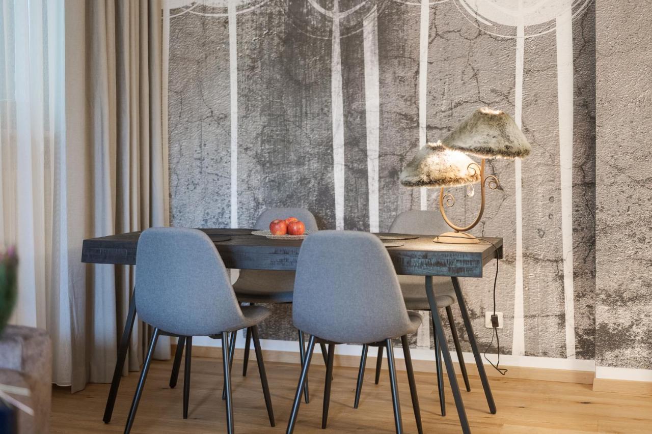 Mair Appartements In Schenna Bagian luar foto